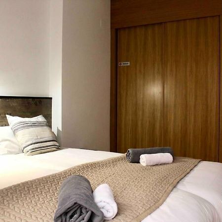 Appartamento Downtown Jinetes Deluxe With Pool & Free Parking Málaga Esterno foto